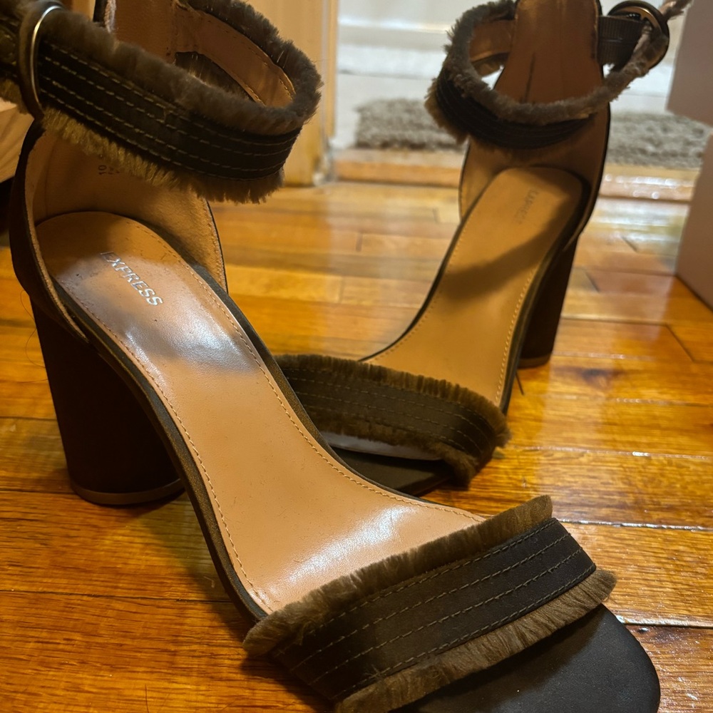 Express Green Chunky Heels